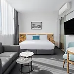 Oaks Wellington Hotel