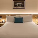 Oaks Wellington Hotel