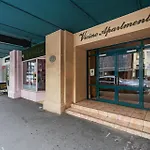 The Urban Charmer - Wellington Holiday Apartment