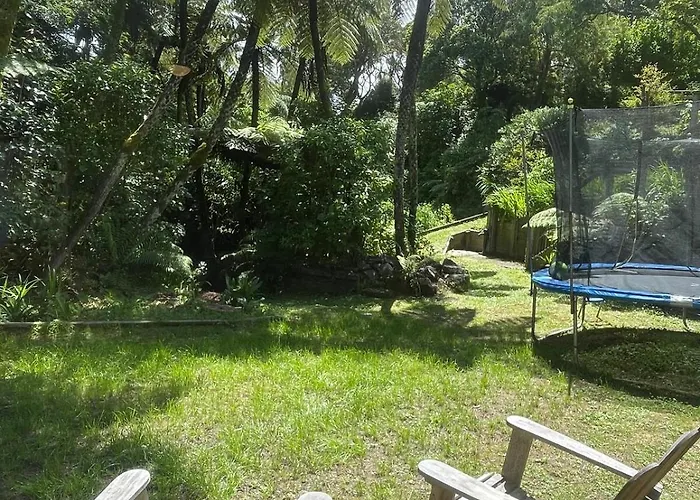 Garden Flat In The Bush