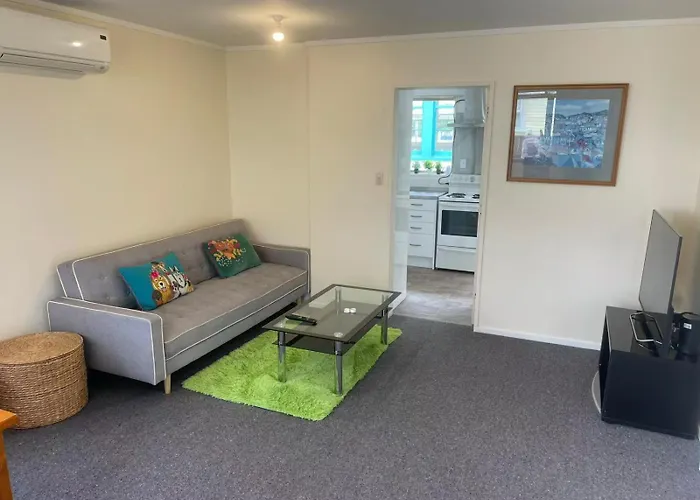 Cosy 2 Bedroom Home In Miramar