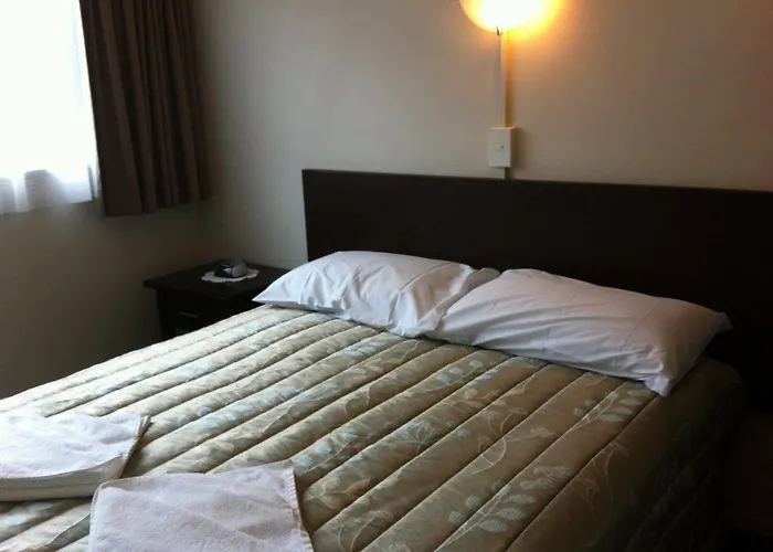 88 Wallace Court Motel