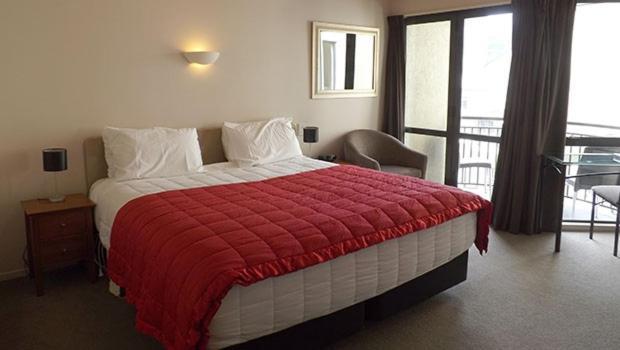 Southgate Motor 3* Wellington