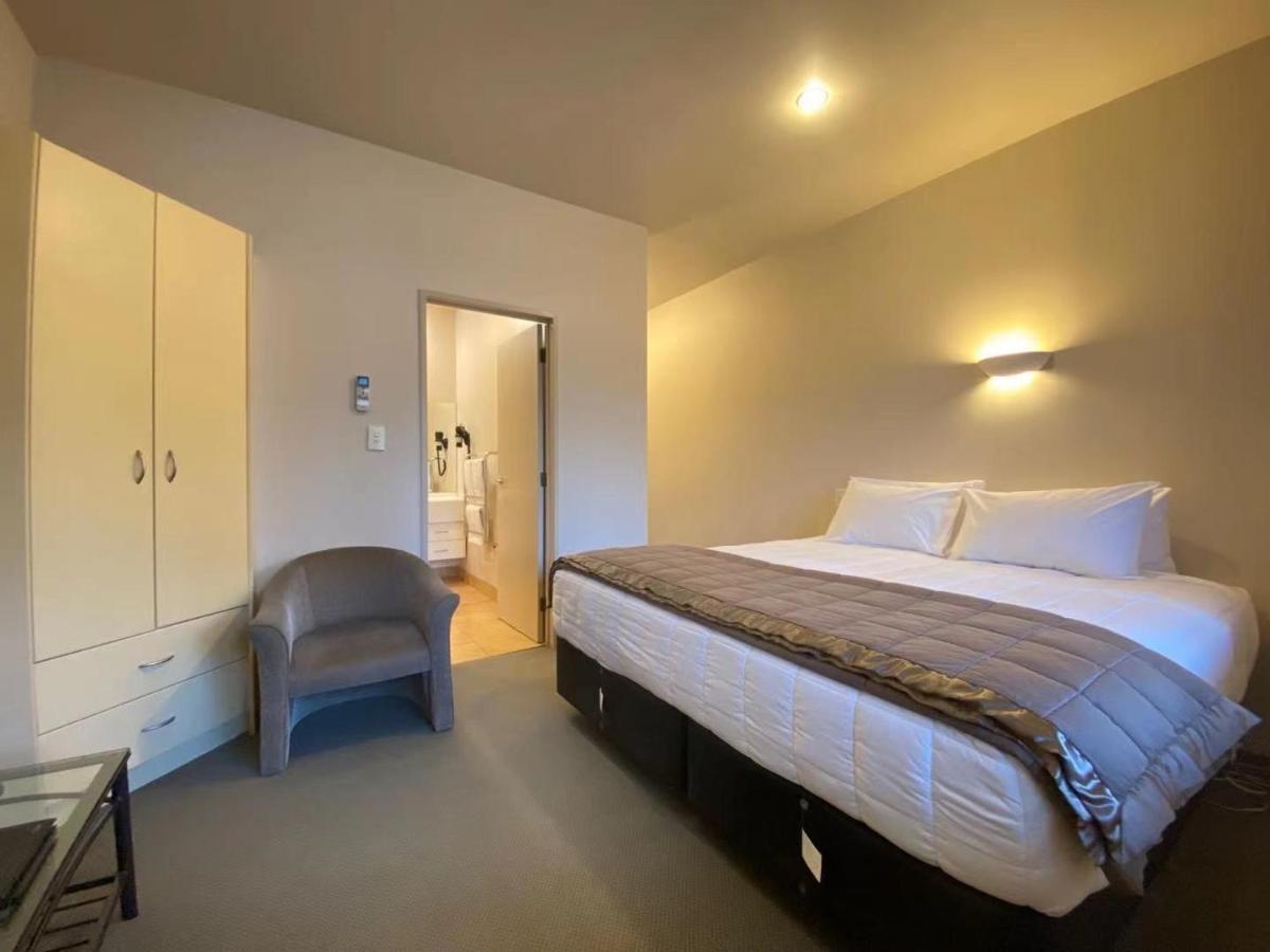 Motel Southgate Motor 3*