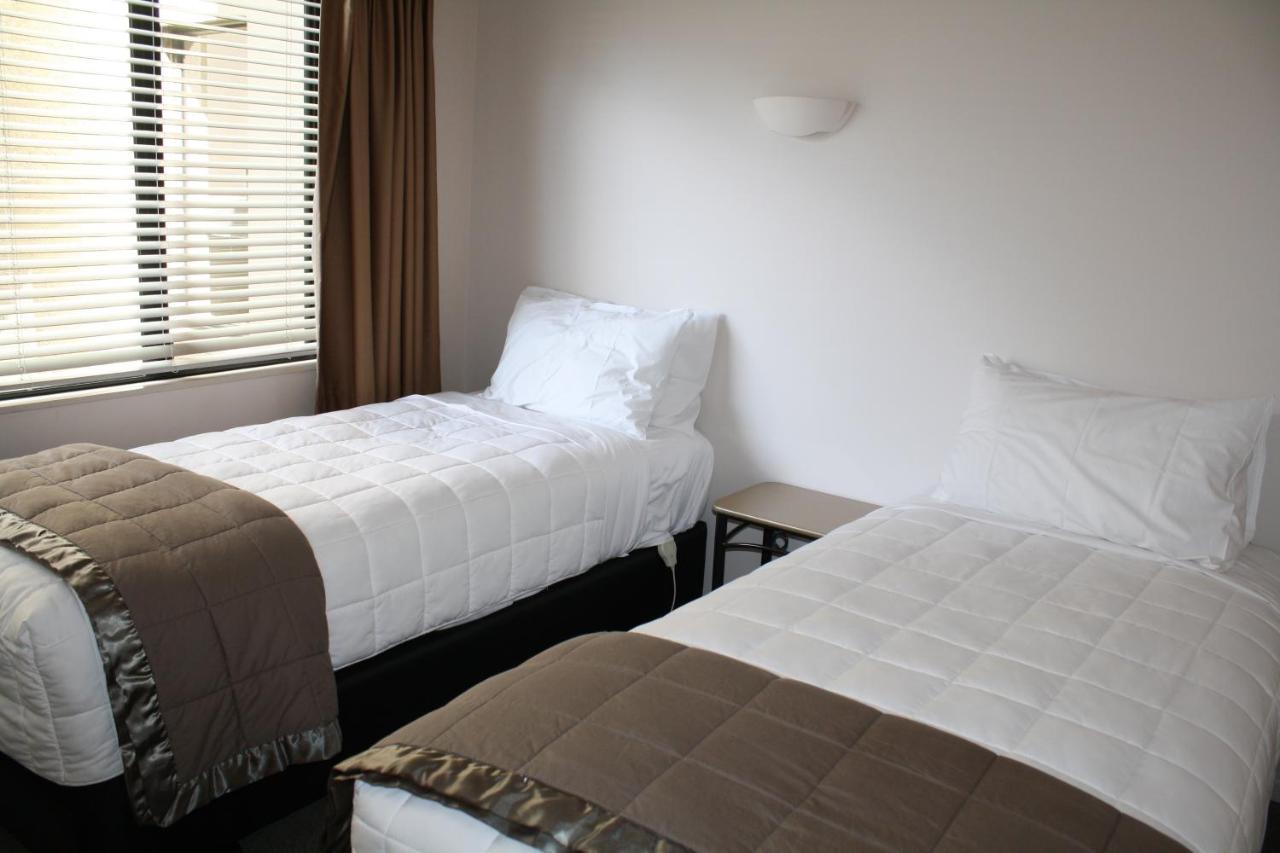Southgate Motor Motel 3*