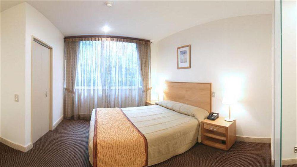 Adina Citylife 4*