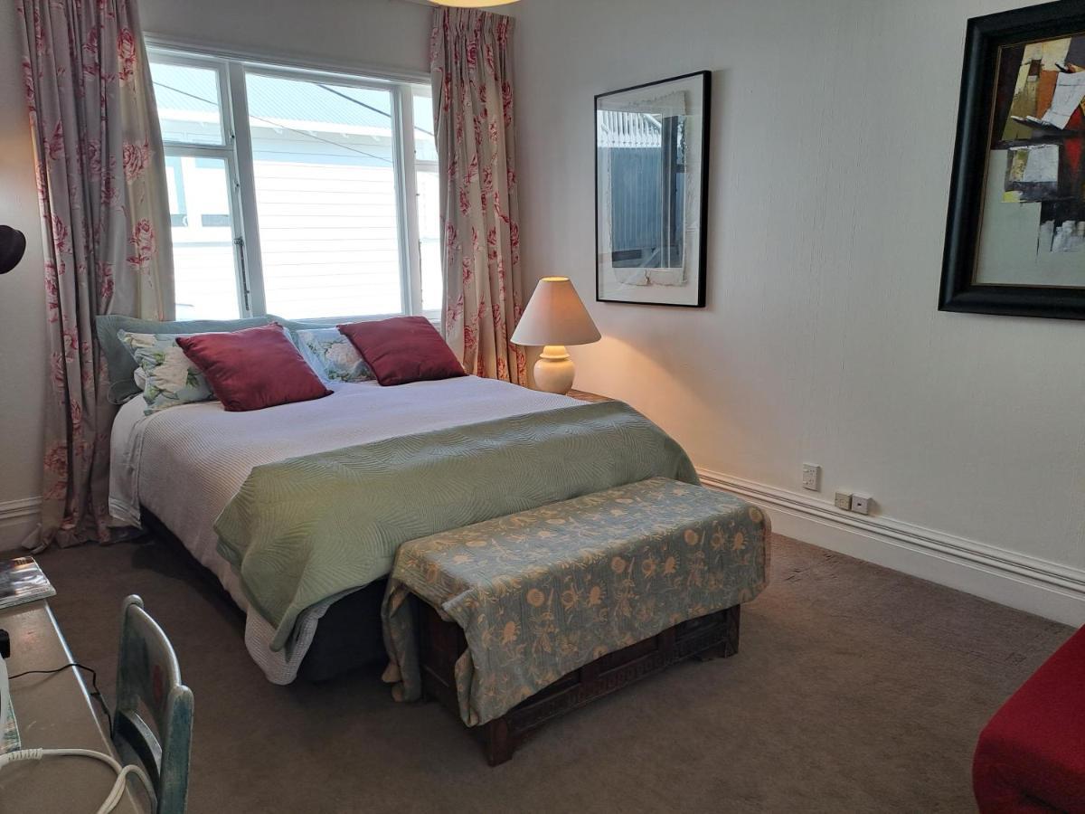 On Hay Street By The Sea Bed & Breakfast *