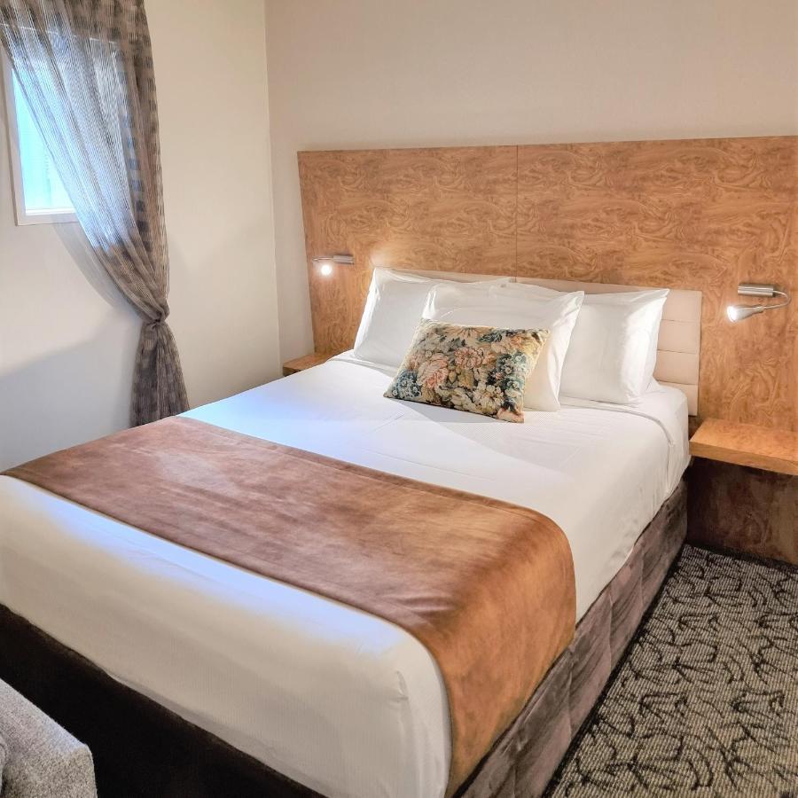 Adina Citylife Hotel 4*