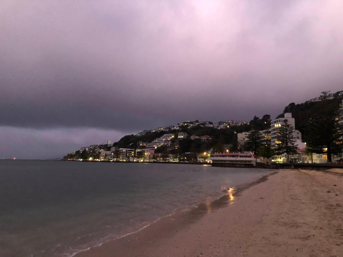 Incredible Views! Luxurious & Outdoor Living Homestay Wellington