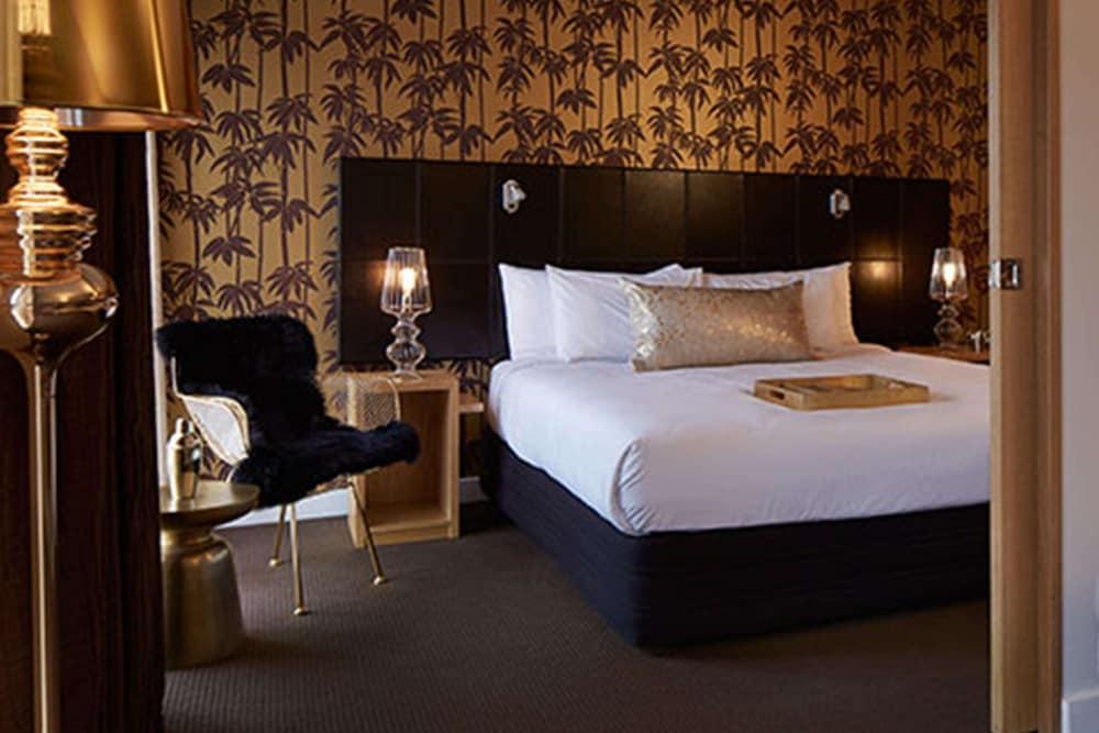 Qt Hotel