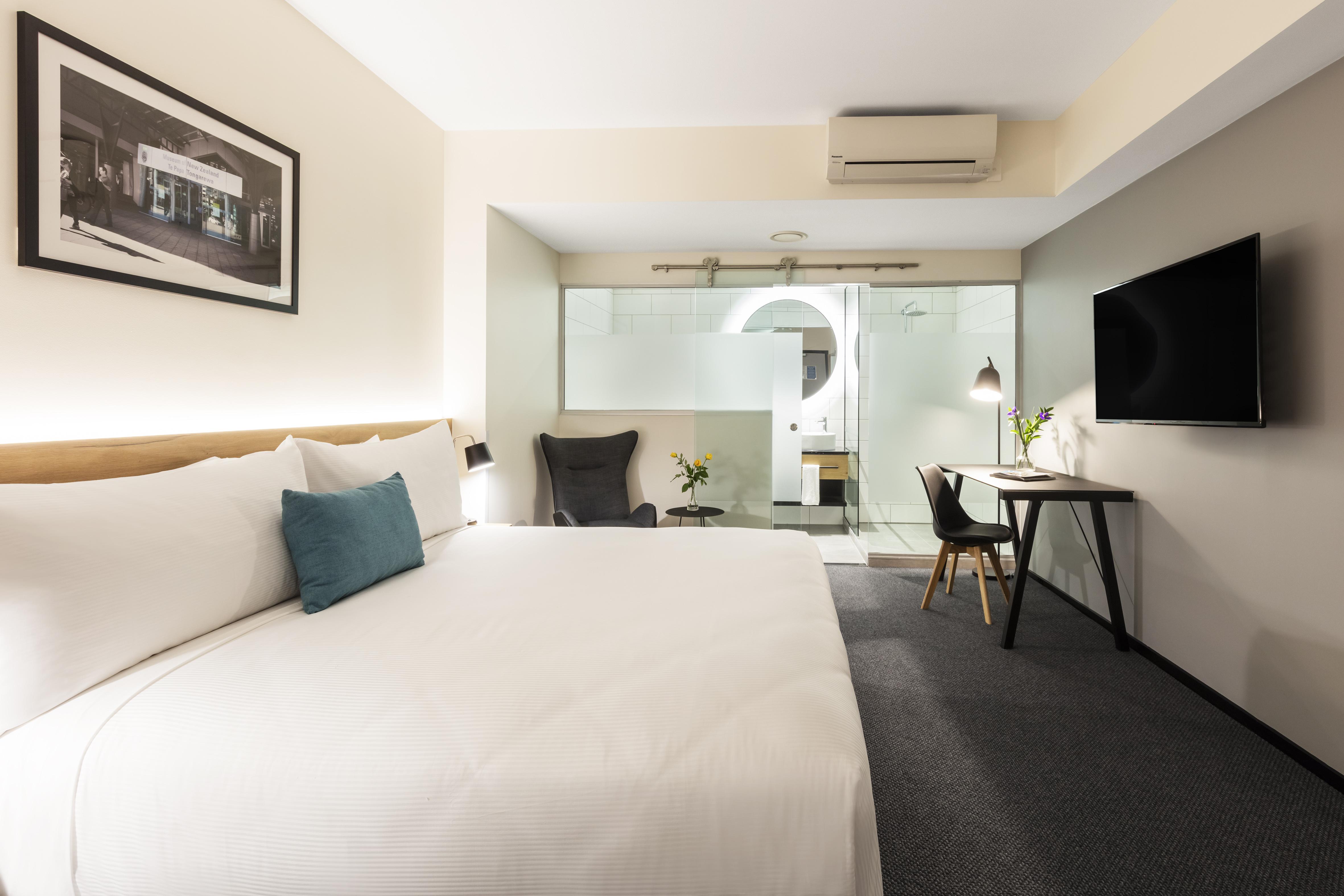 Oaks Hotel 4*