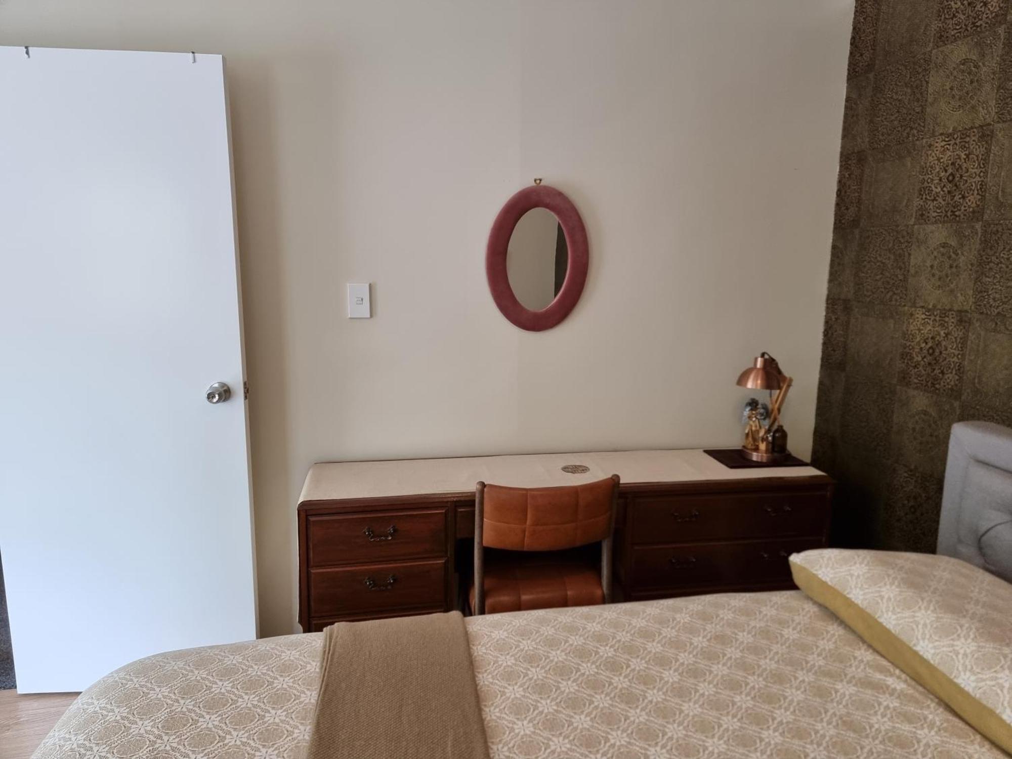 Apartment Entire Ground Floor With Full-privacy And Family-friendly Popular To Ferry Catchers *