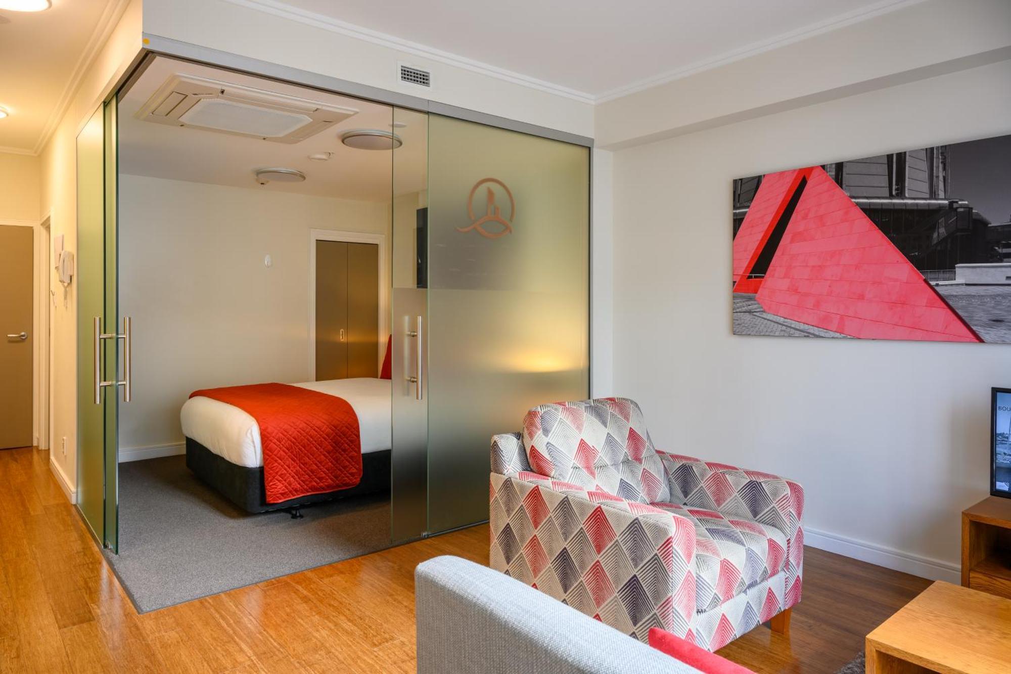 Hotel Boulcott 5*