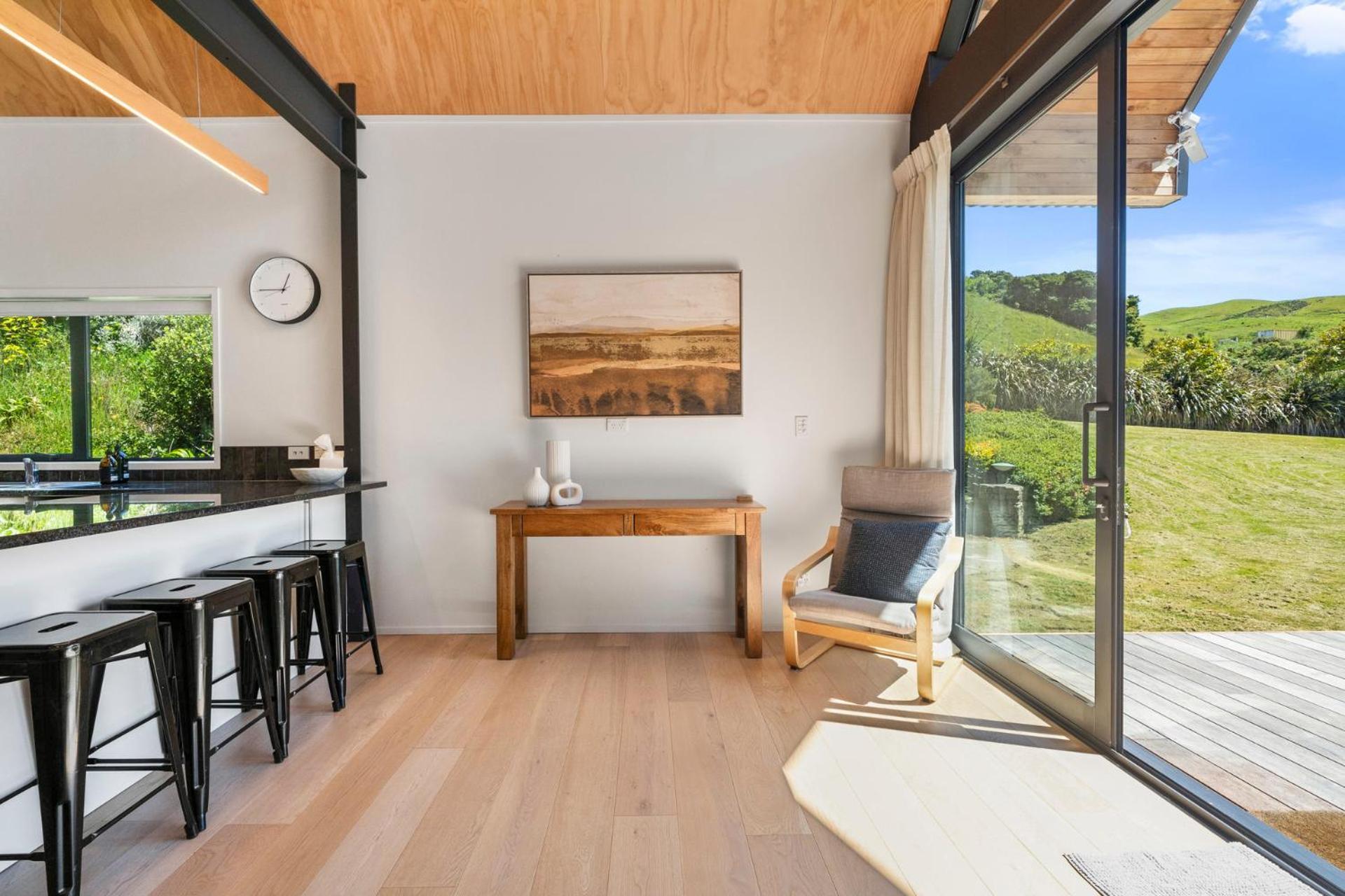 The Cabin - Holiday *