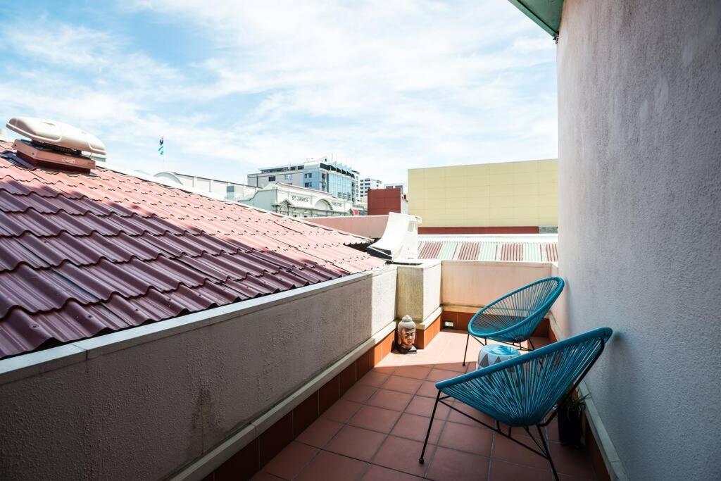 And Sunny Apartment Wellington
