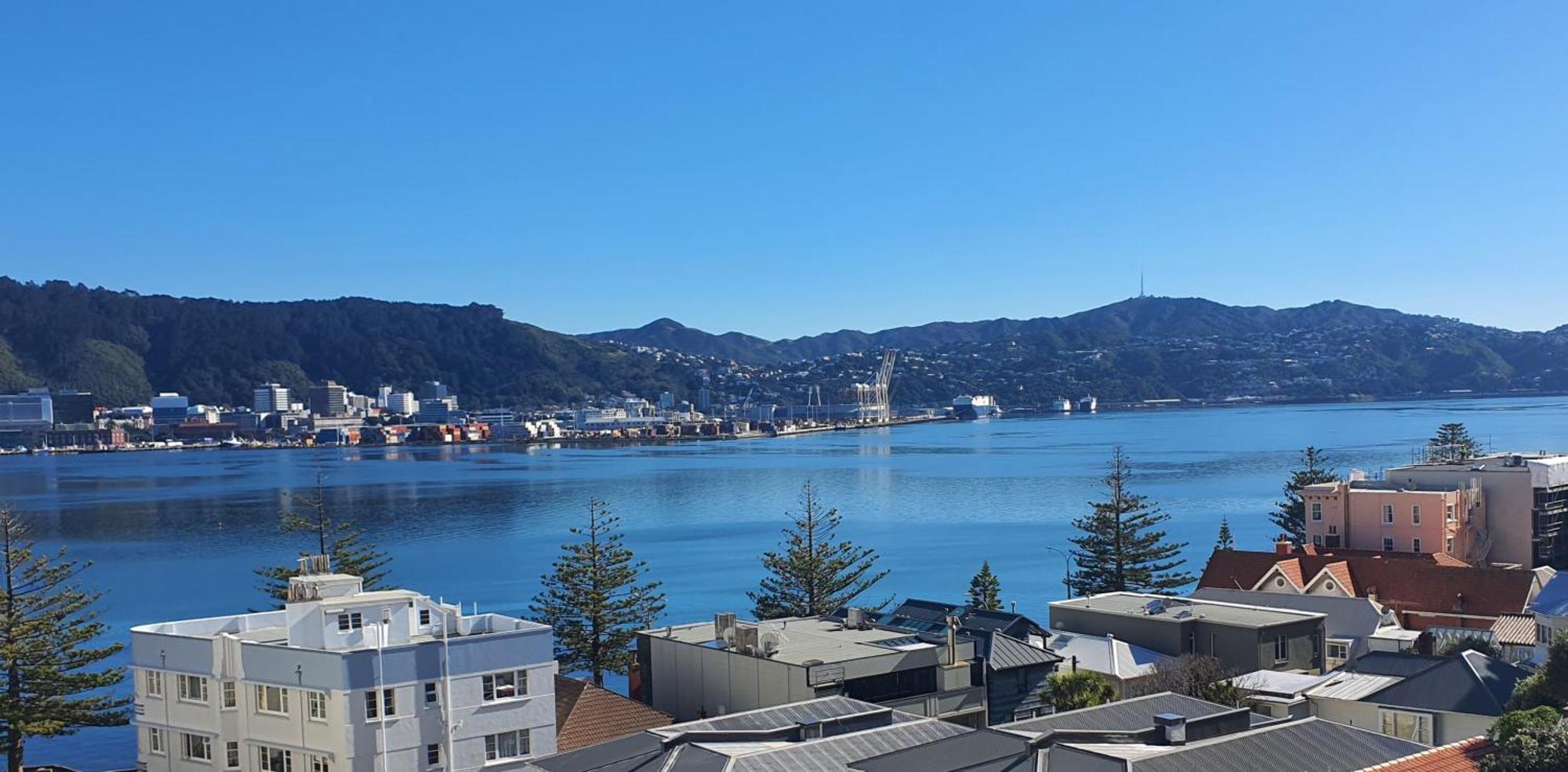 Villa Ideal Location For Groups, Family, Friends Or Work Wellington