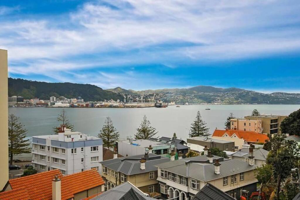 Ideal Location For Groups, Family, Friends Or Work * Wellington