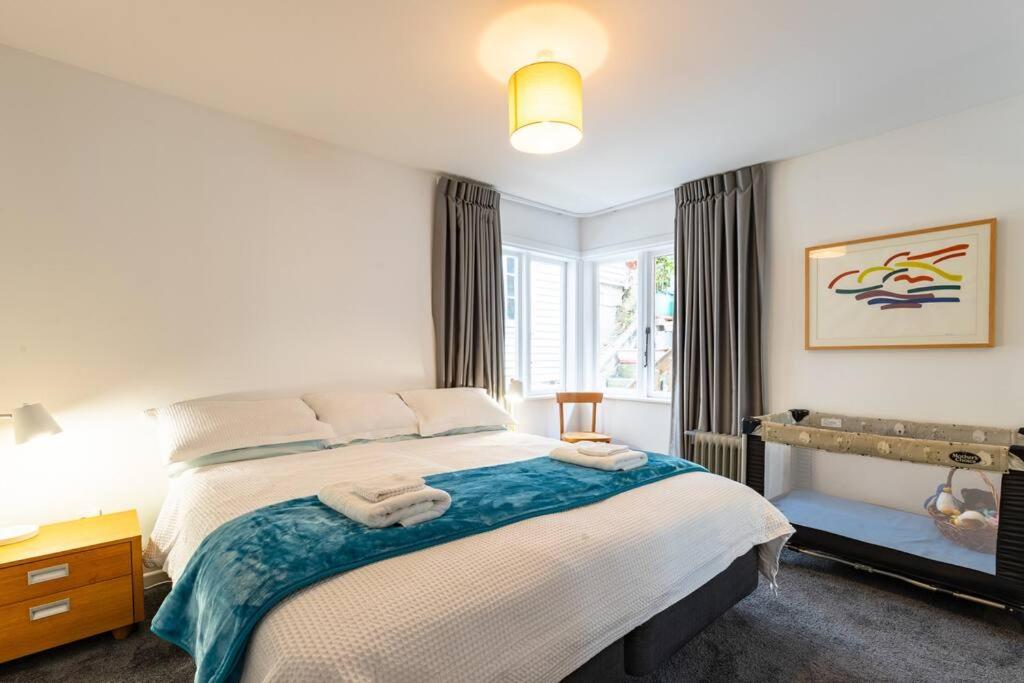 Villa Ideal Location For Groups, Family, Friends Or Work Wellington