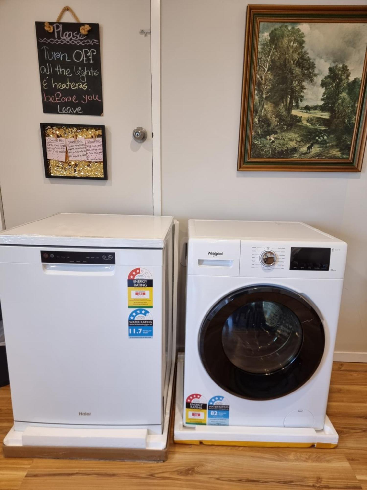 Apartment Entire Ground Floor With Full-privacy And Family-friendly Popular To Ferry Catchers Wellington