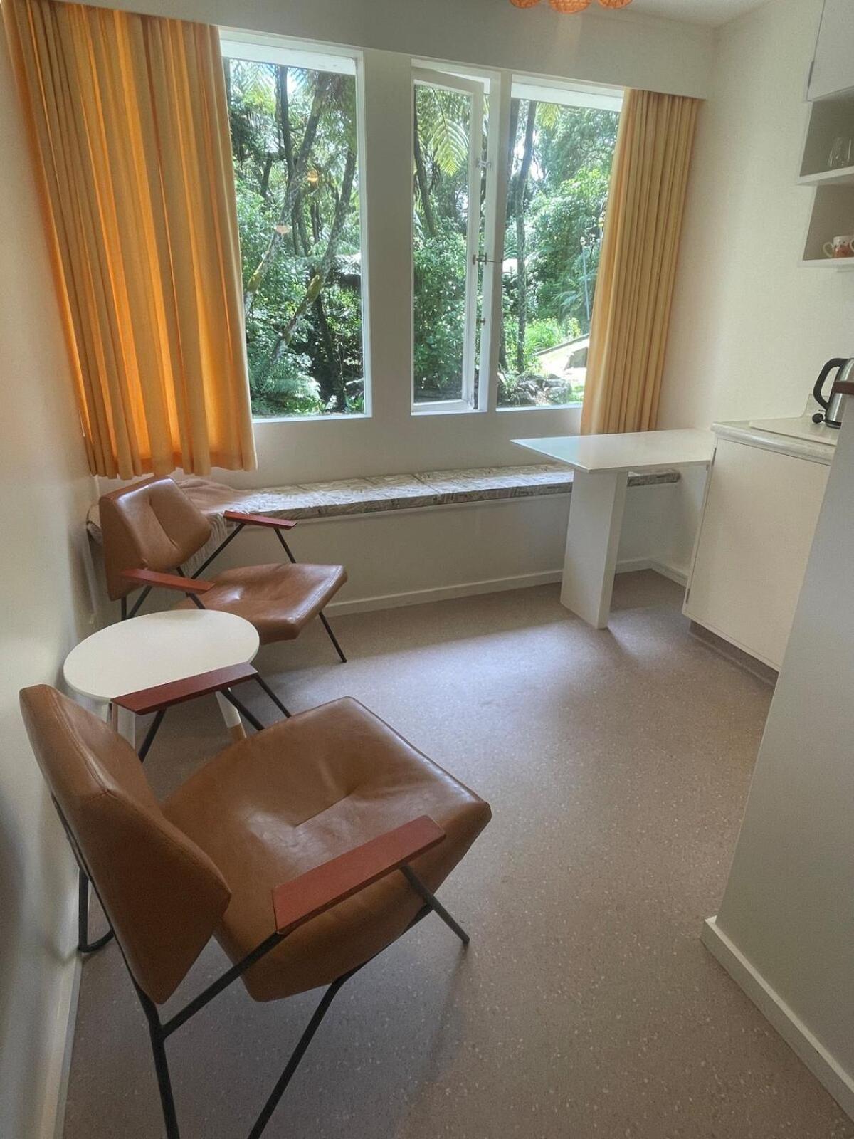 Garden Flat In The Bush Apartment Wellington