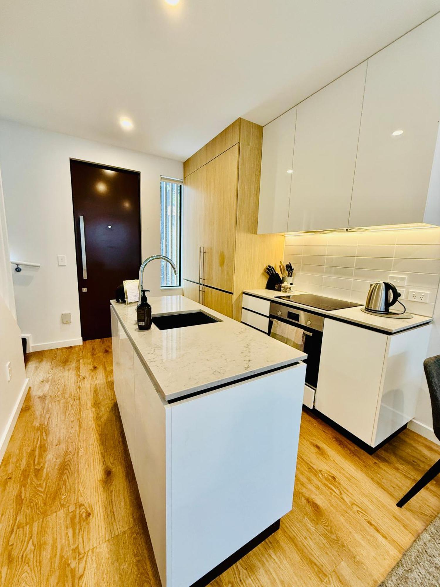 Apartment Stylish 2 Bedrooms Townhouse In With A Free Car Park *