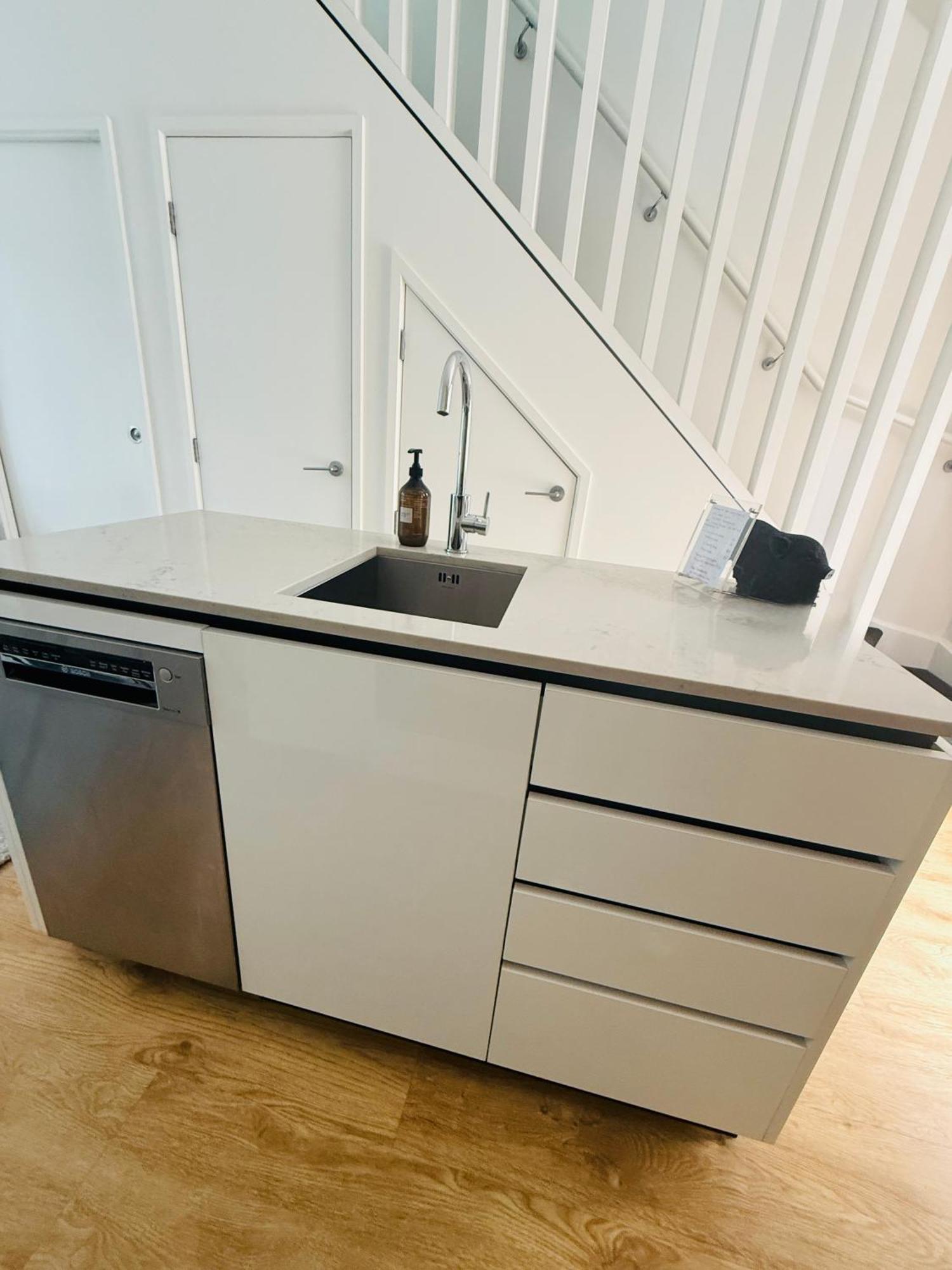 Apartment Stylish 2 Bedrooms Townhouse In With A Free Car Park Wellington