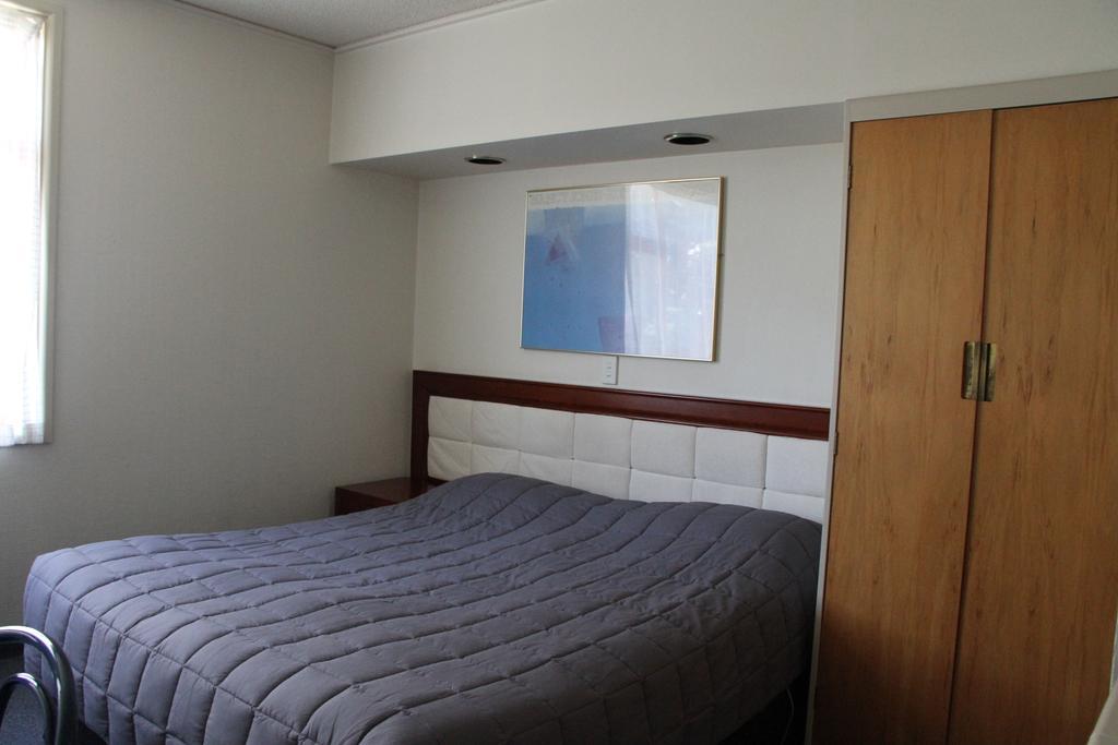 Harbour Motor 3* Wellington