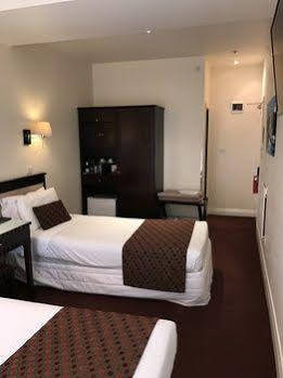 Trinity Hotel 3*
