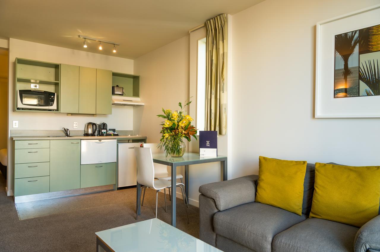 Astelia Aparthotel