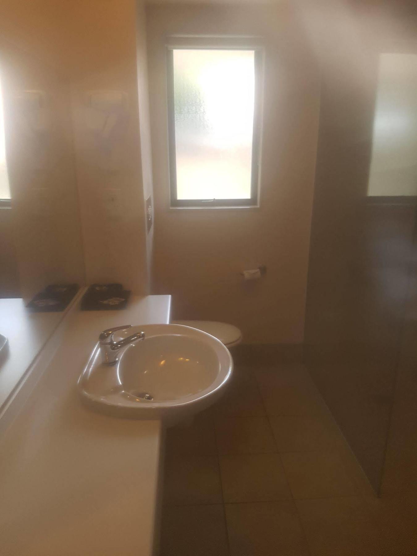 Southgate Motor Motel 3*