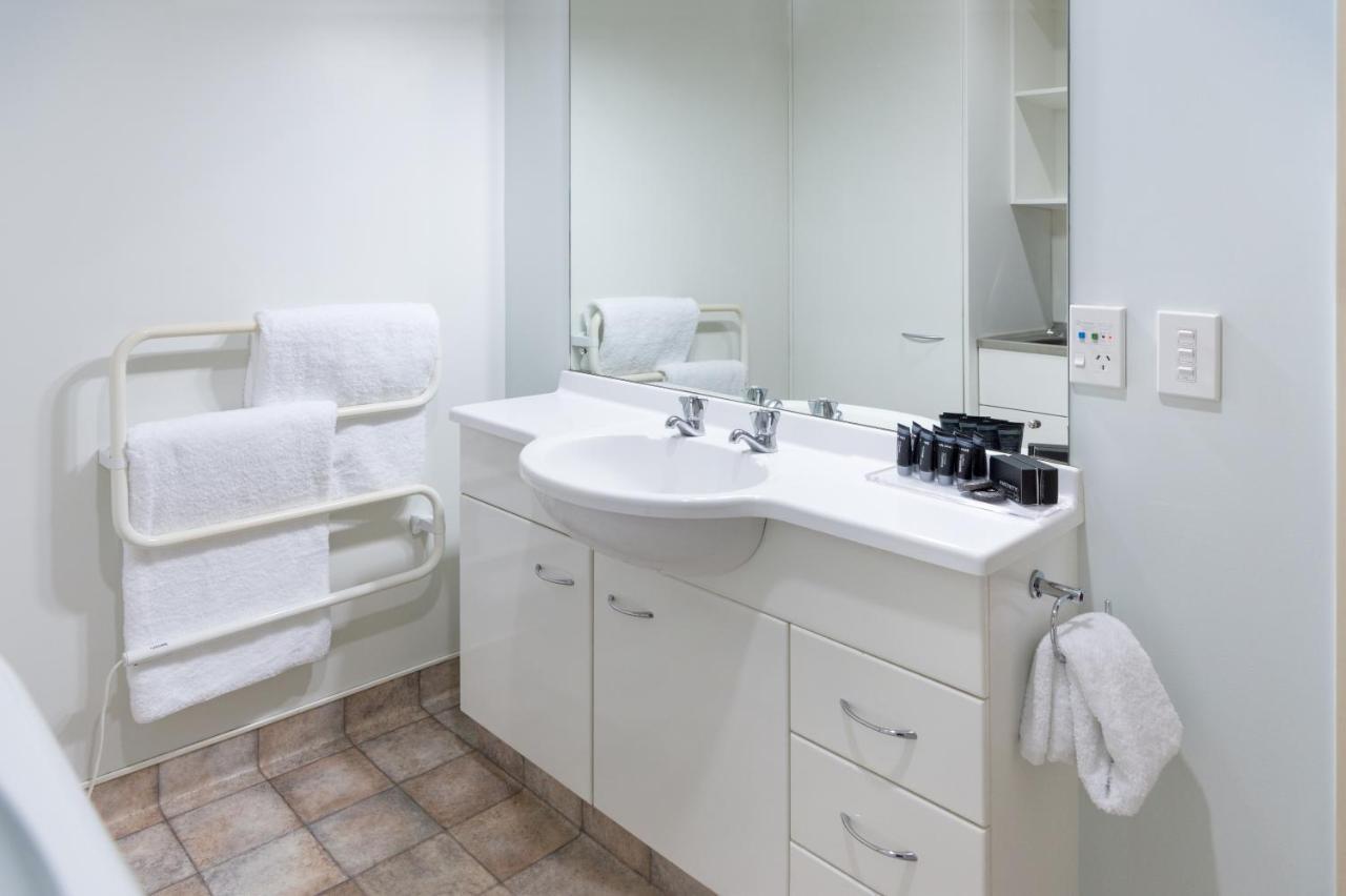 Aparthotel Courtenay Village Wellington