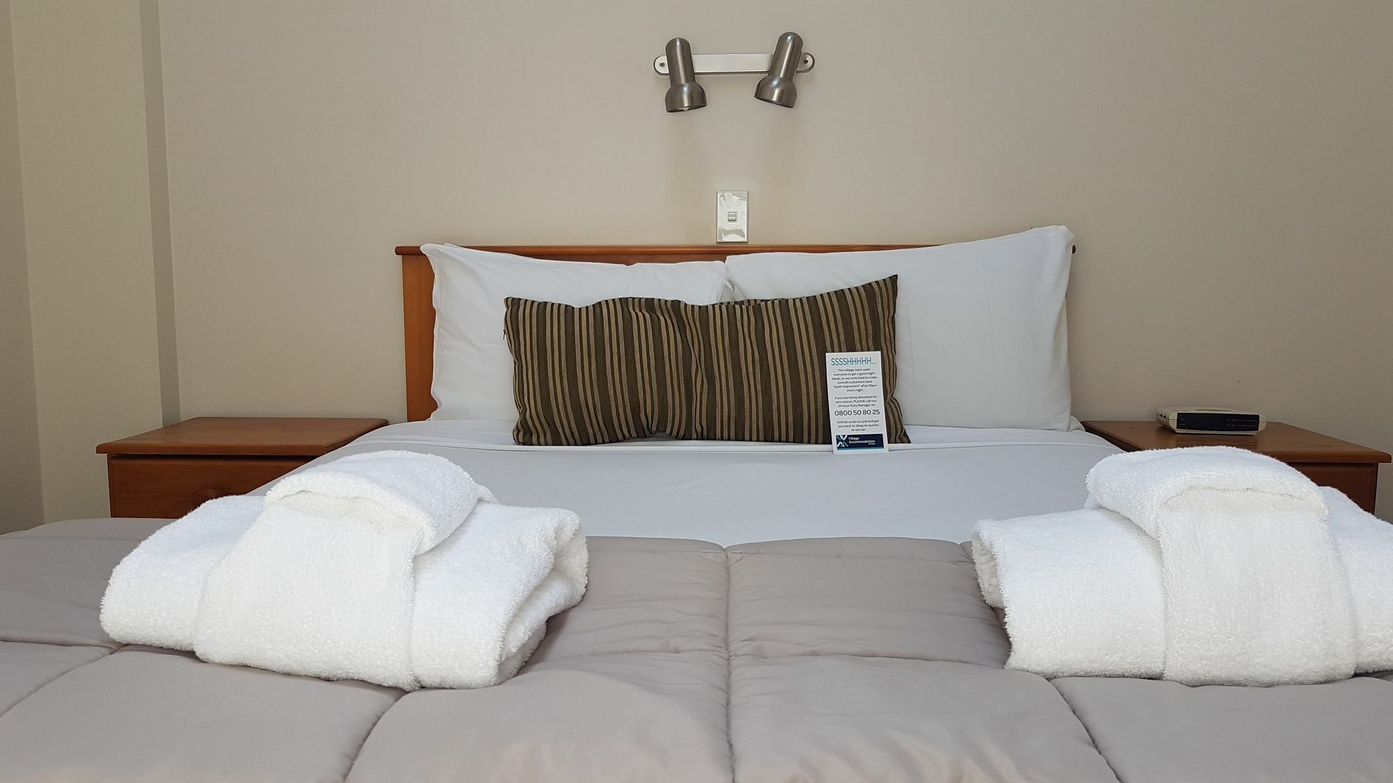 Aparthotel Courtenay Village Wellington