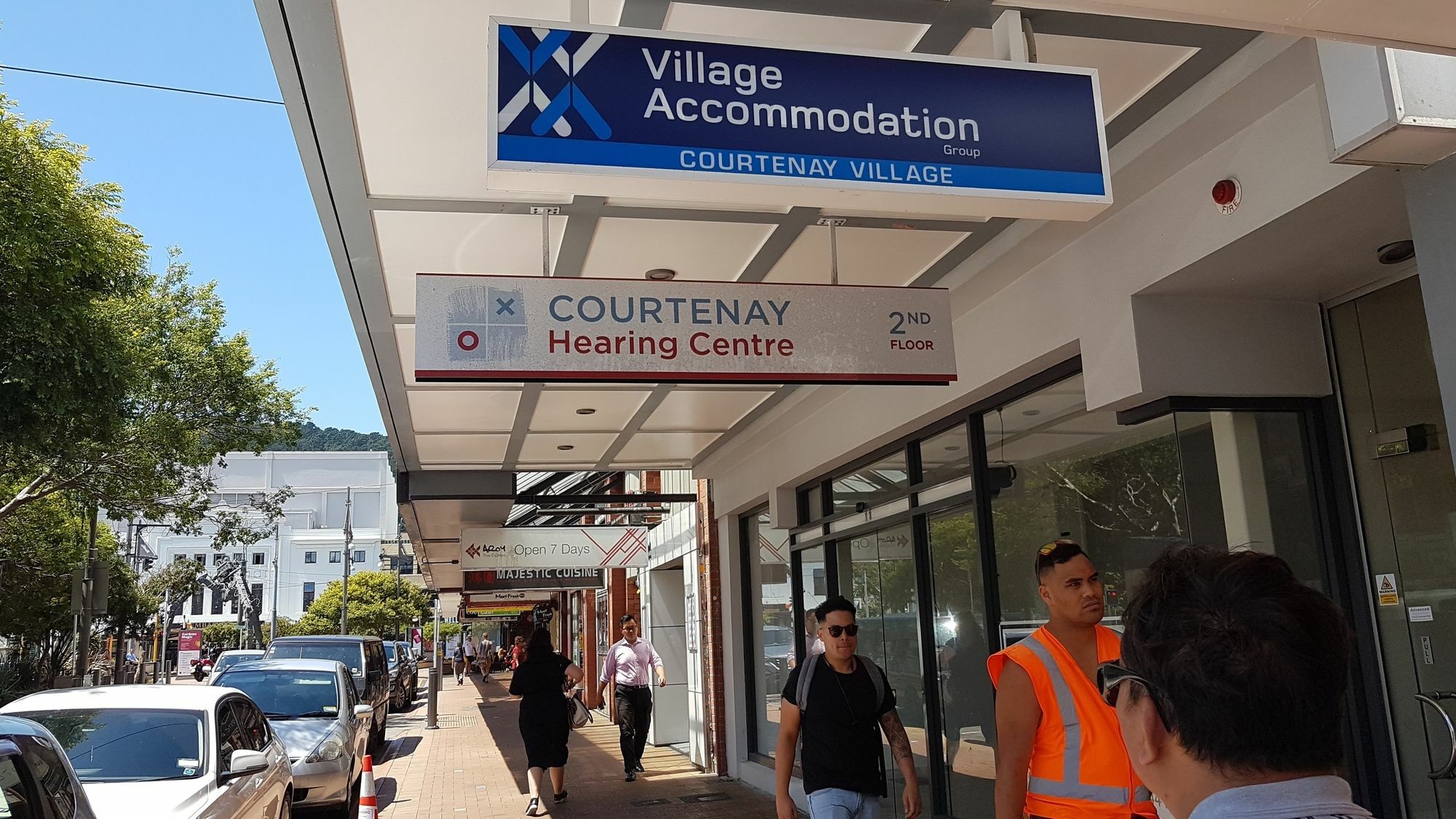 Courtenay Village Aparthotel 3*