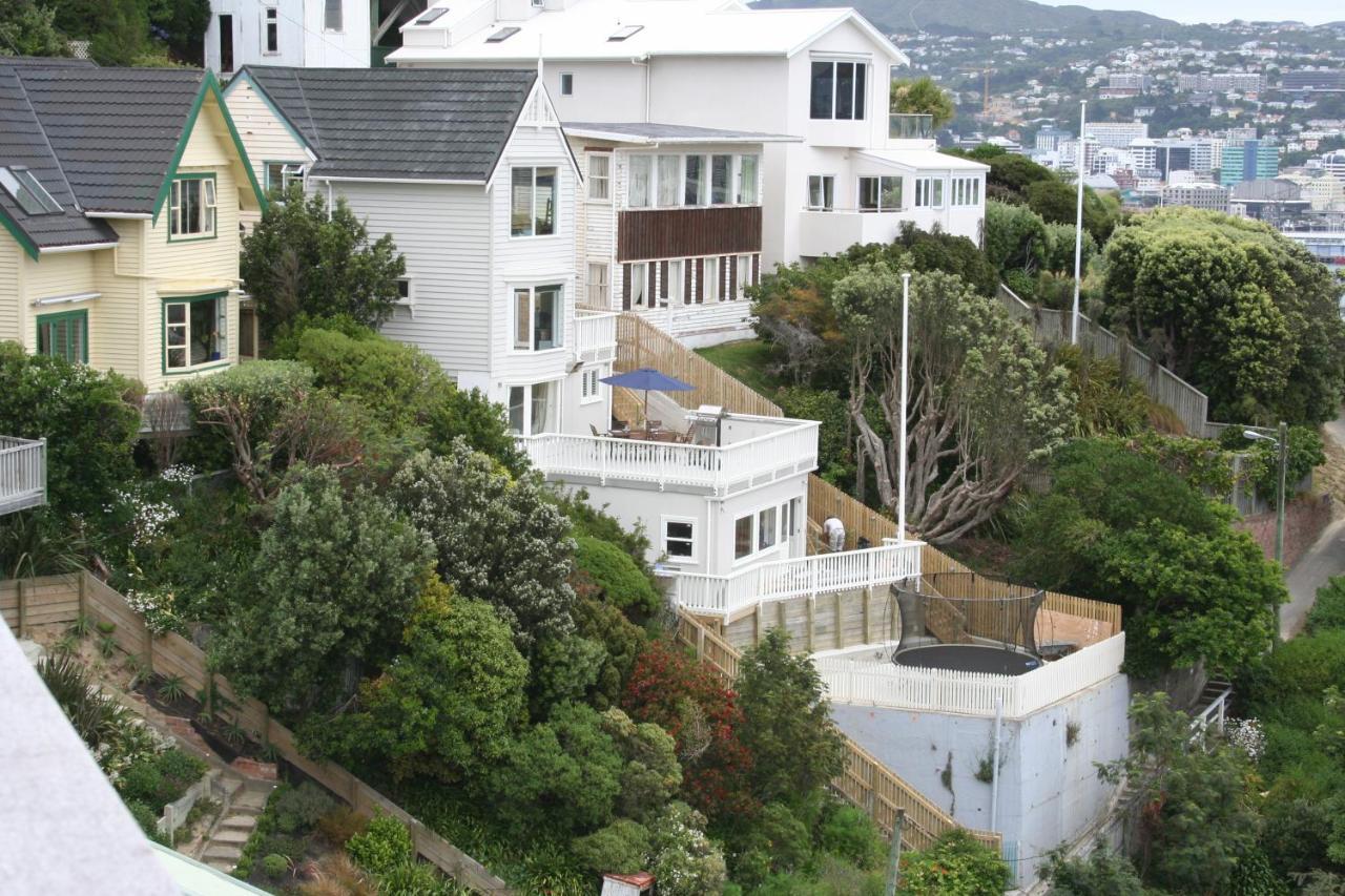 Homestay Incredible Views! Luxurious & Outdoor Living