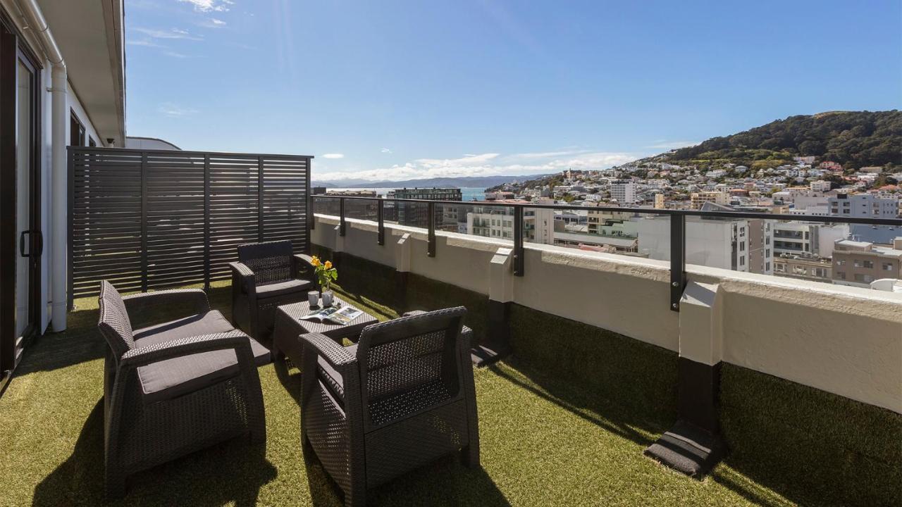 Oaks Hotel 4*