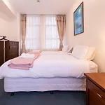 Wellington Cbd Apartment