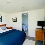 Little Home On Glanmire