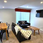 U Suites On Rongotai Rd