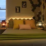 Central Nest- View & Style