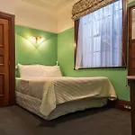 Wellesley Boutique Hotel