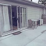 Newlands Court Motel