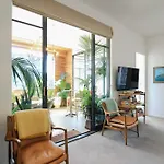 Light-Filled Central City Apartment