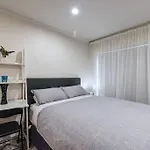 Cosy Central Studio