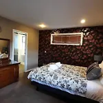 Stunning Modern House In Karori