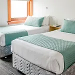 The Cambridge Hotel & Backpackers