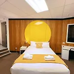 Wellington Hotel