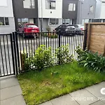 Wellington Cozy Townhouse