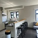 Central City And Habour View Apartment