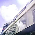 The Setup On Manners Serviced Apartments