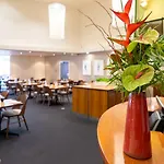 West Plaza Hotel